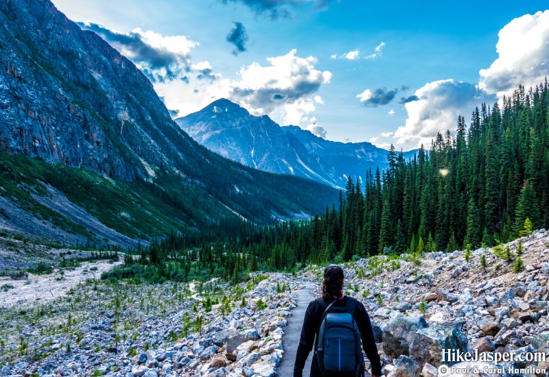 Hiking Jasper in October